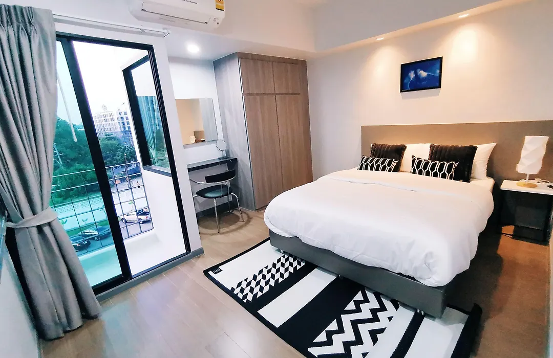 Star Sukhumvit-1