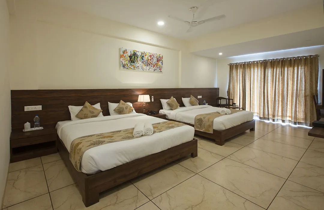 Hotel Amora Premium-1