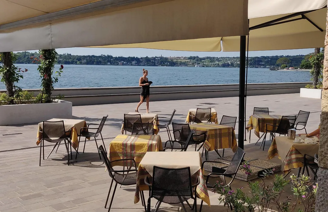 Hotel Du Lac Gardone Riviera-1