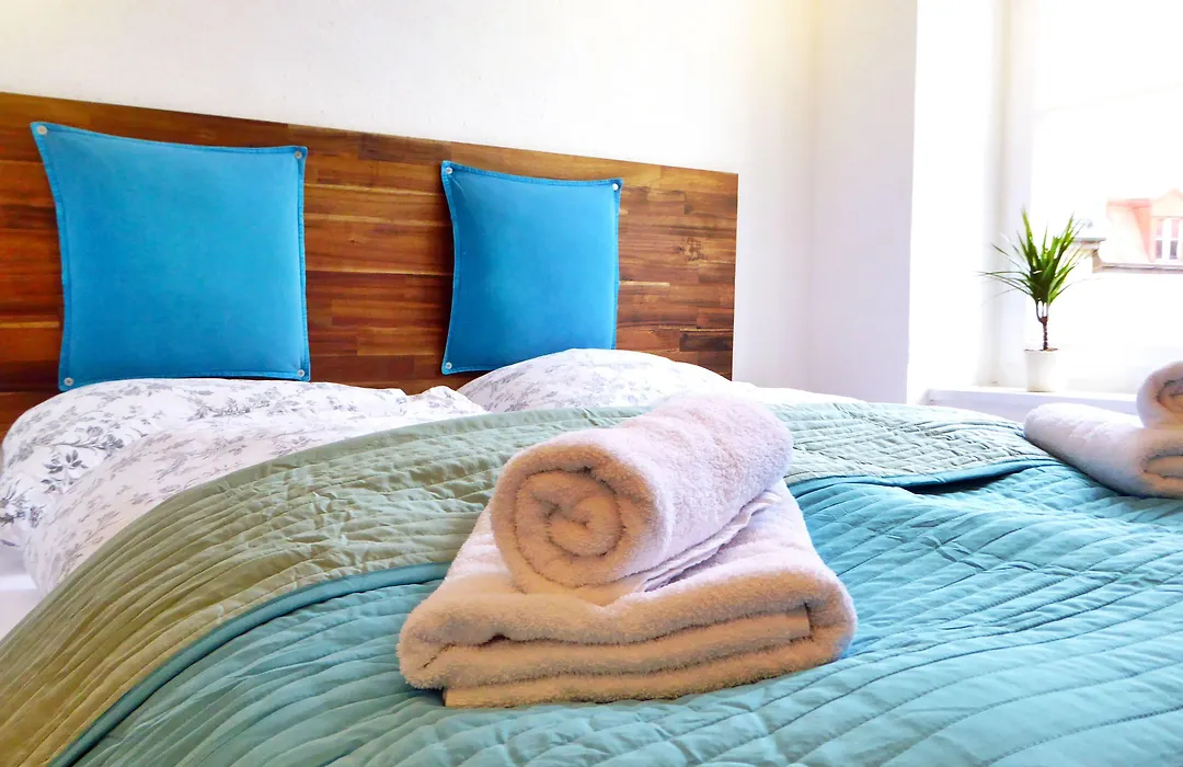 Art Hotel&Hostel-1