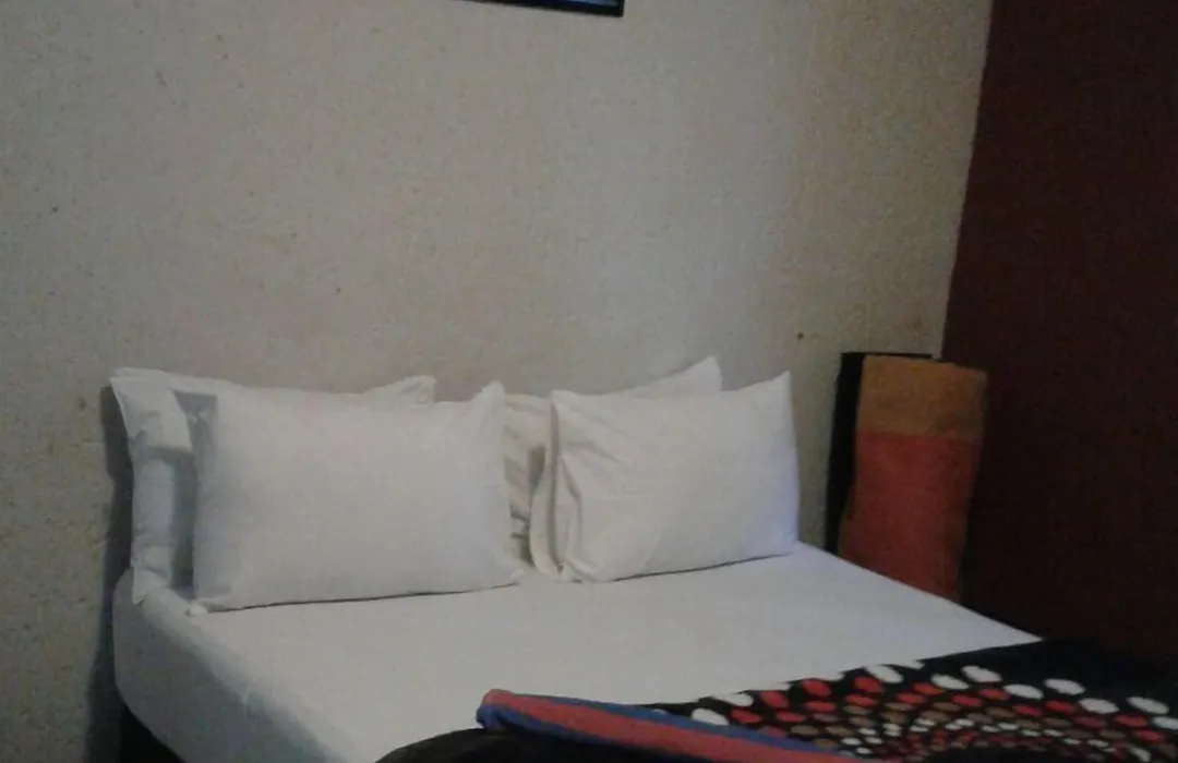 Royal Crown Guesthouse-1