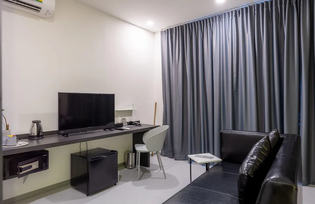 Reno Hotel-1