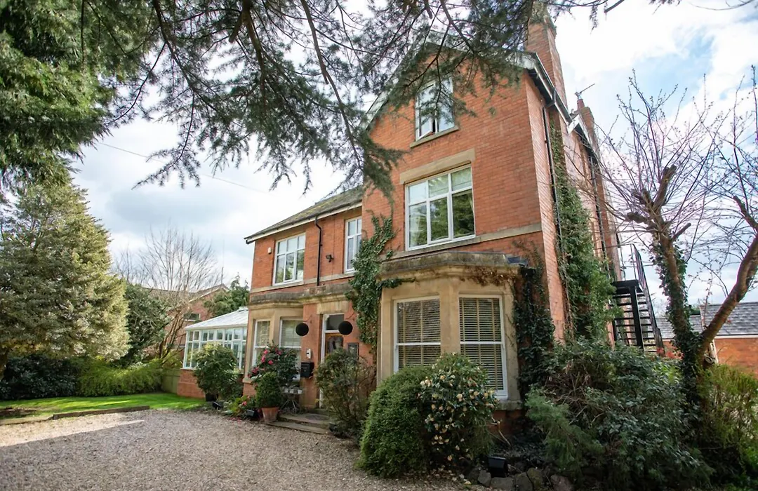 Treherne House & The Malvern Retreat-1