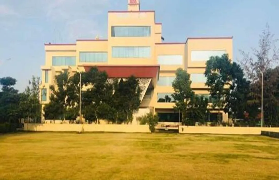 Mnr Resort-1