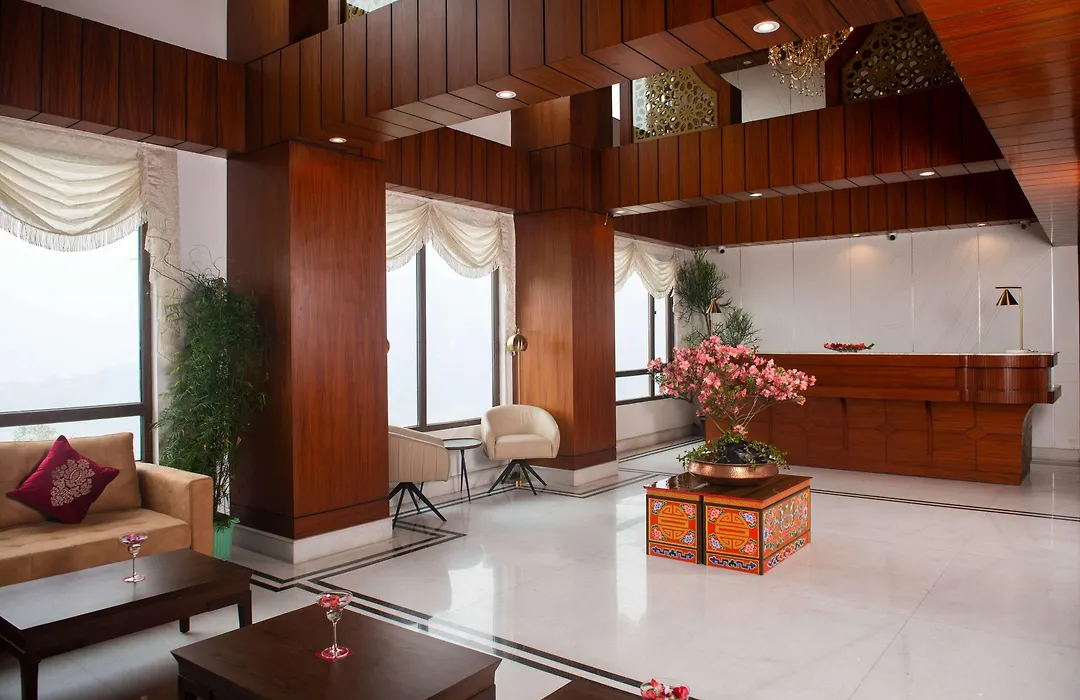 Ramada By Wyndham Gangtok Hotel & Casino Golden-1