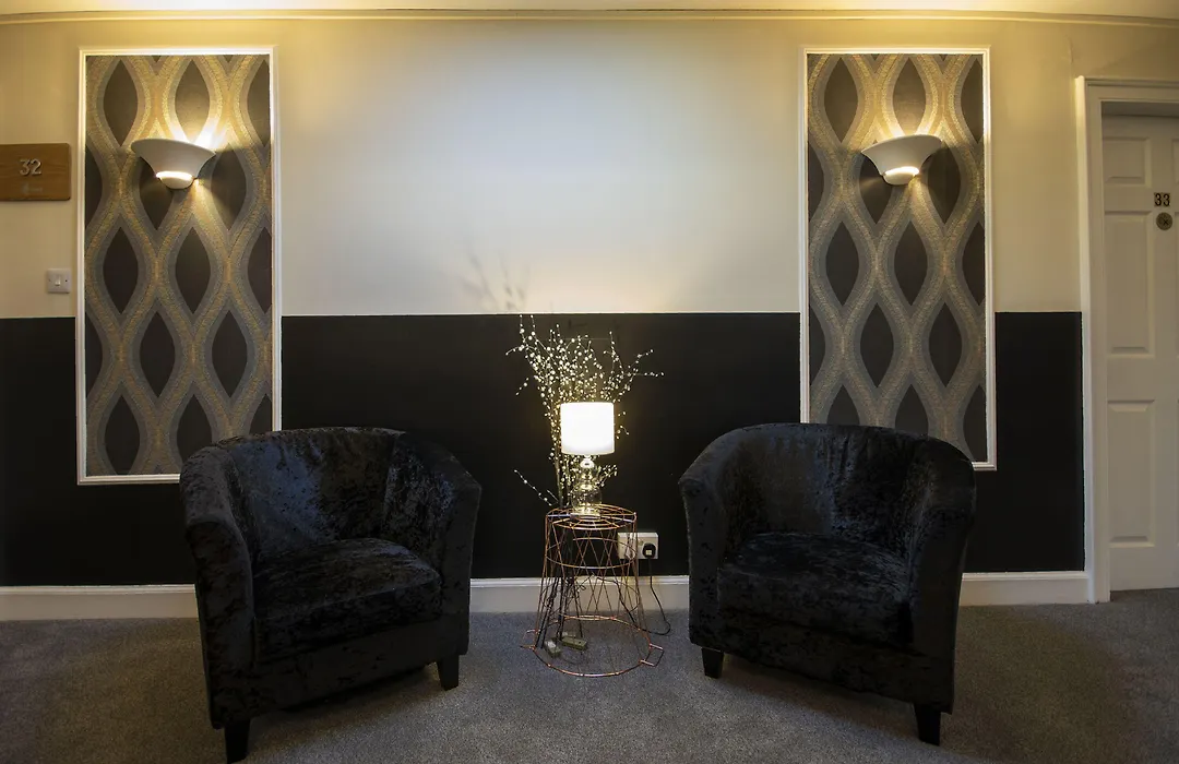 Douglas Arms Hotel-1