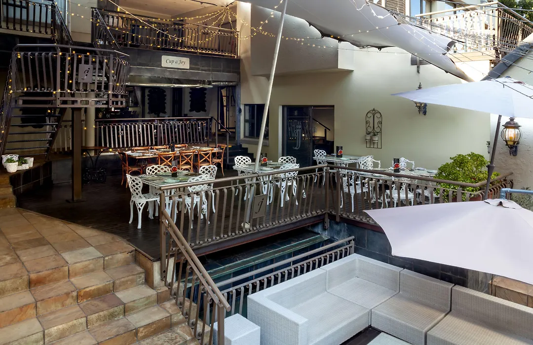 Innjoy Boutique Hotel-1