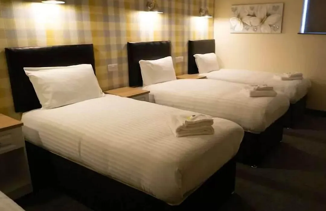 The Aston Inn-1