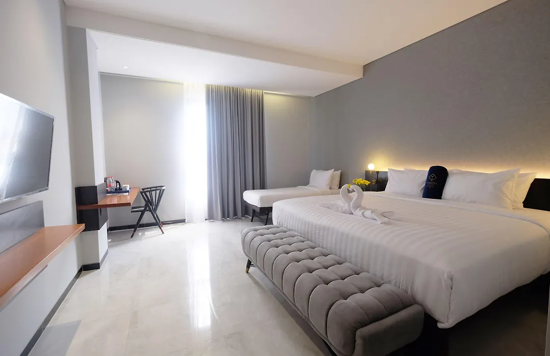 Hotel Youstay Semarang-1
