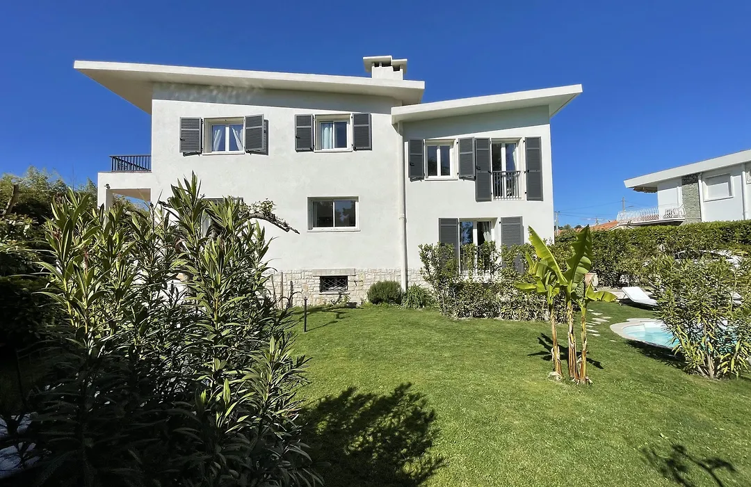 Villa Louise-Rose-1