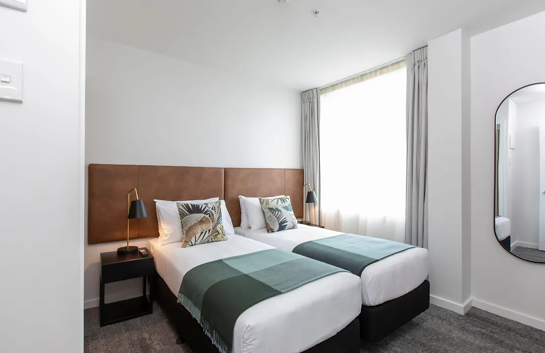 Quest Takapuna-1
