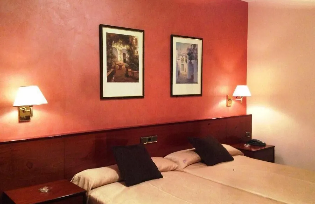 Hotel La Seu-1