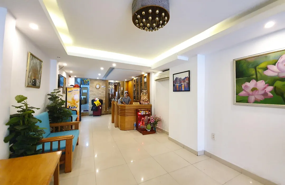 Janus Hotel 168-1