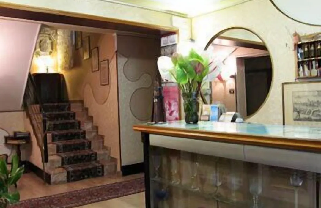 Hotel Leonardo-1