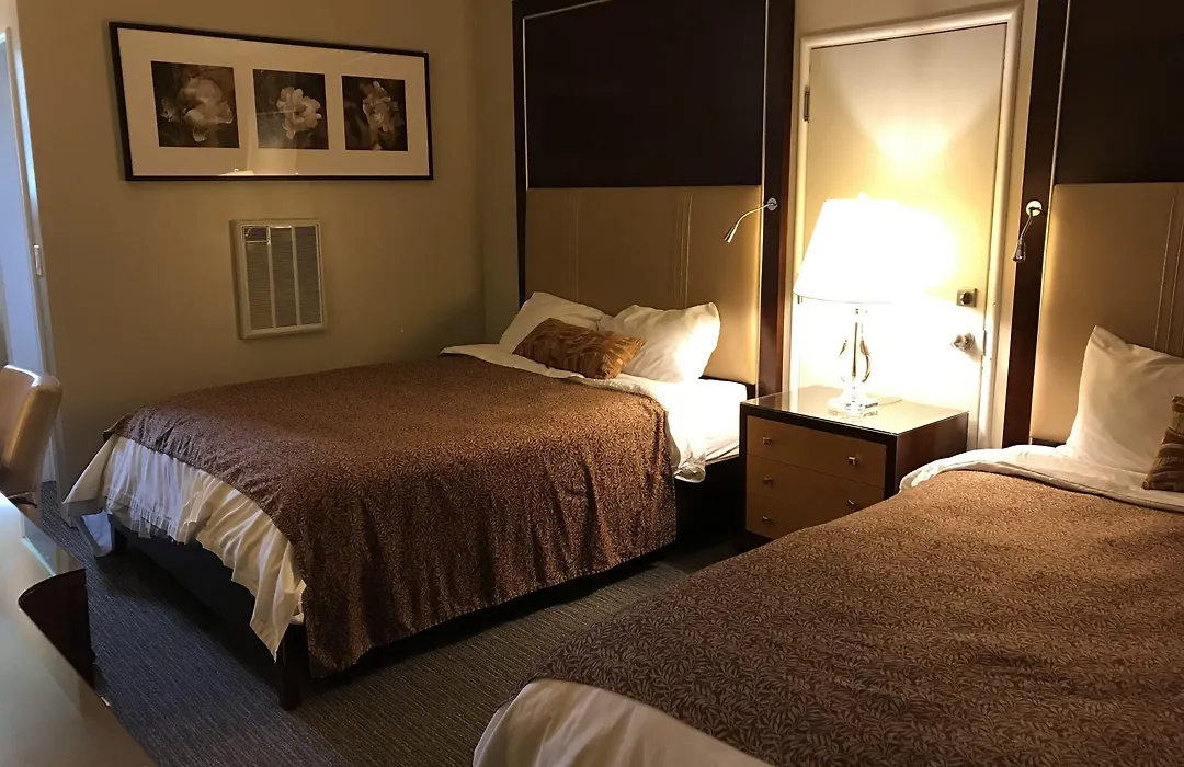 Cardinal Court Motel-1