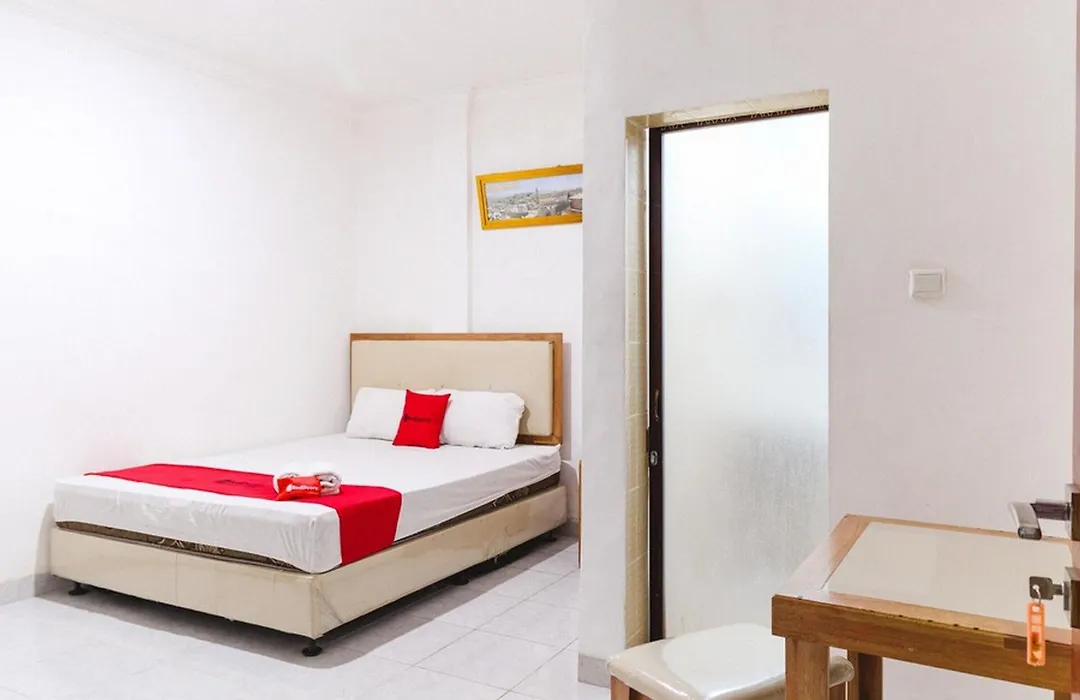 Reddoorz @ Jalan Mojopahit Medan-1