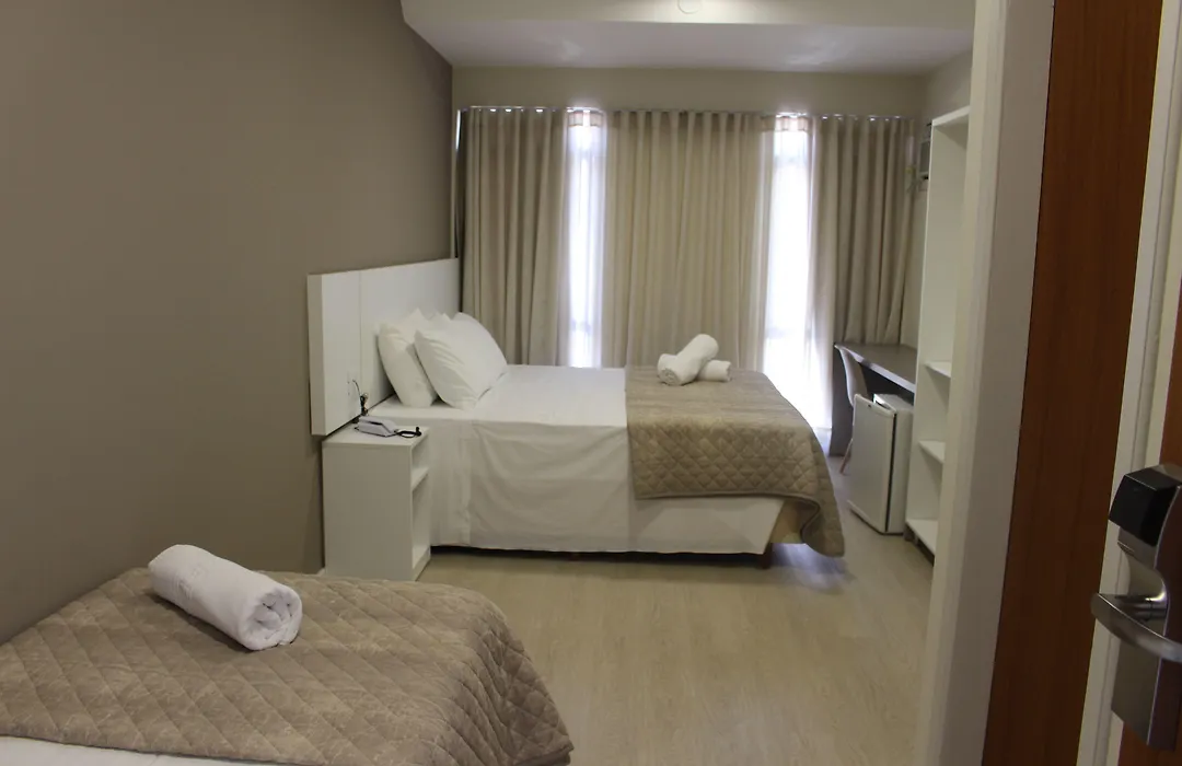 Caravaggio Praia Hotel-1