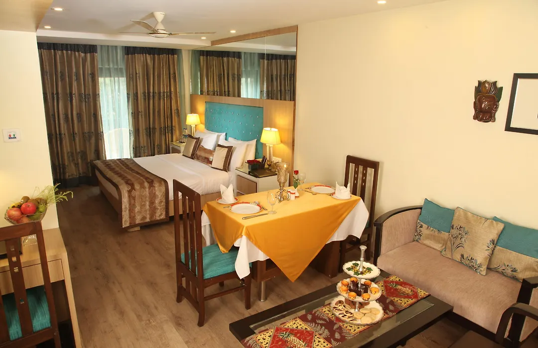 Hotel Jewels-1