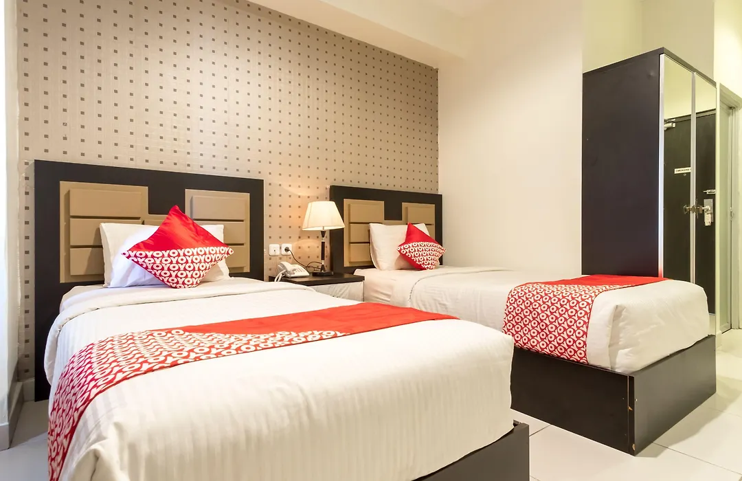 Oyo Flagship 1348 Hotel Home Anaya-1