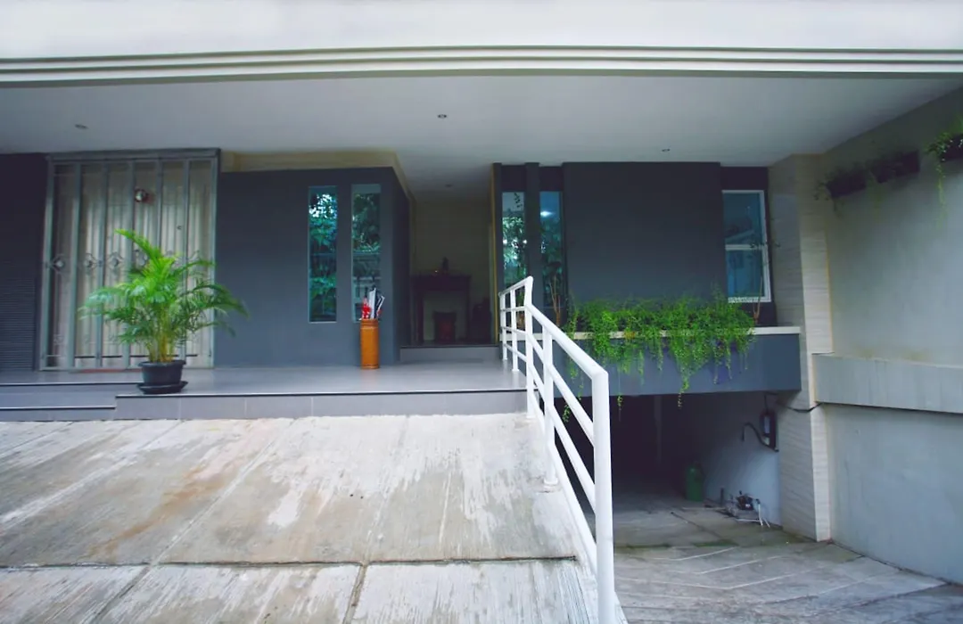 Blossom Resident Blok M-1
