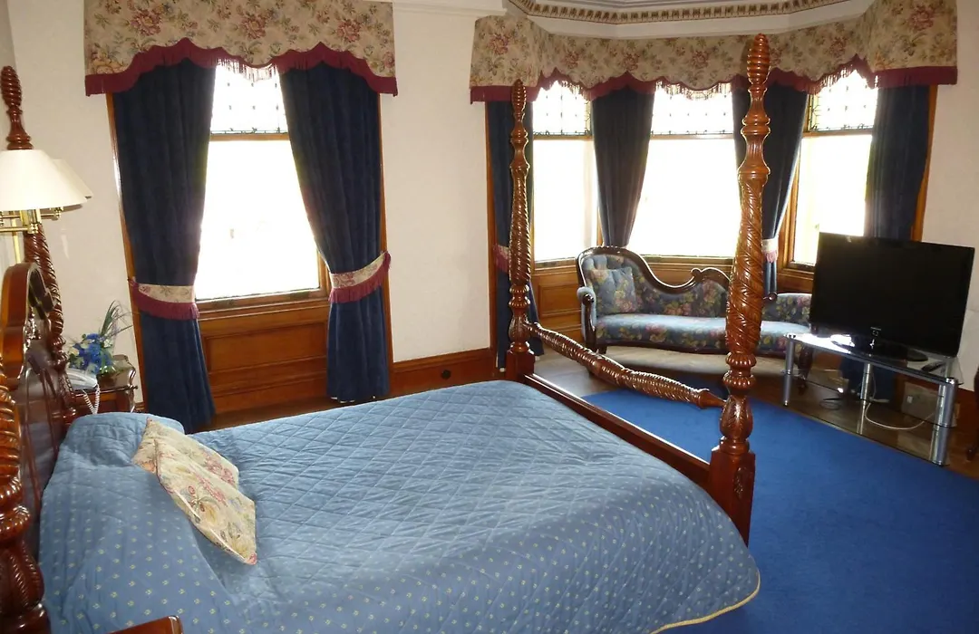 Somerton House Hotel-1