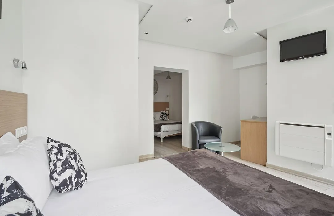Hotel Le National-1