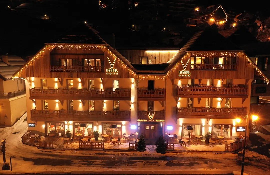 Hotel Le V De Vaujany-1