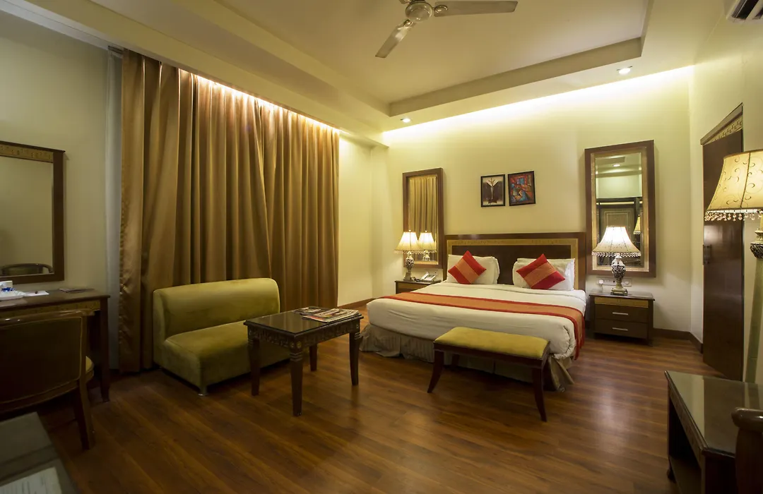 Hotel Picasso Near Peera Garhi Paschim Vihar New Delhi-1