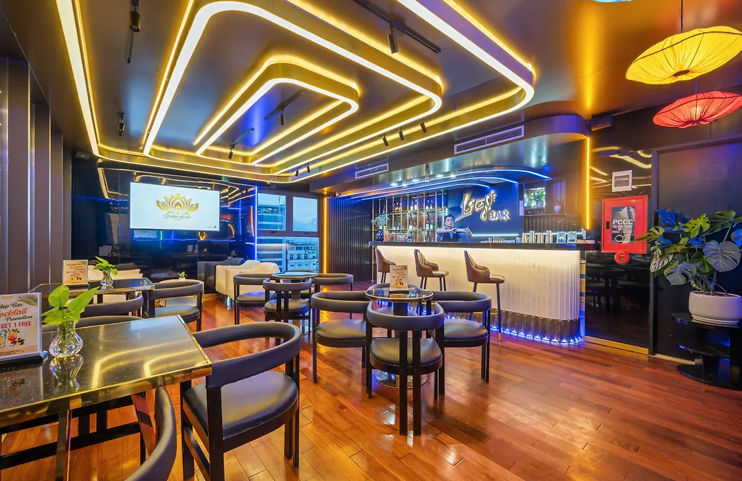 Golden Lotus Hotel Da Nang - Rooftop Bar Sea View-1