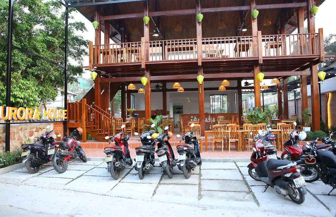 Aurora House-1