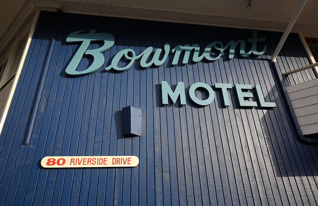 Bowmont Motel-1
