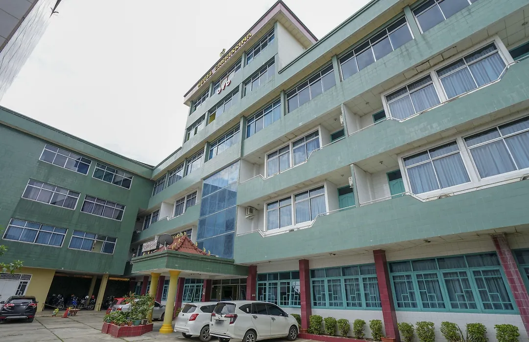 Oyo 1389 Hotel Carissima-1