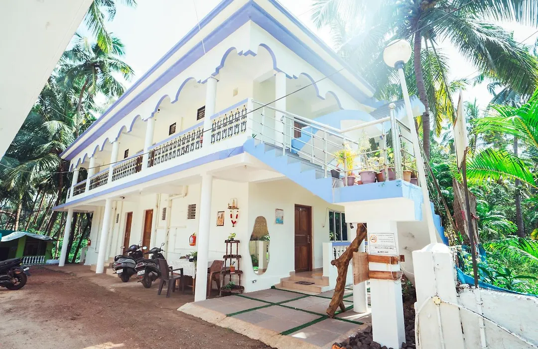 Santana Guest House-1