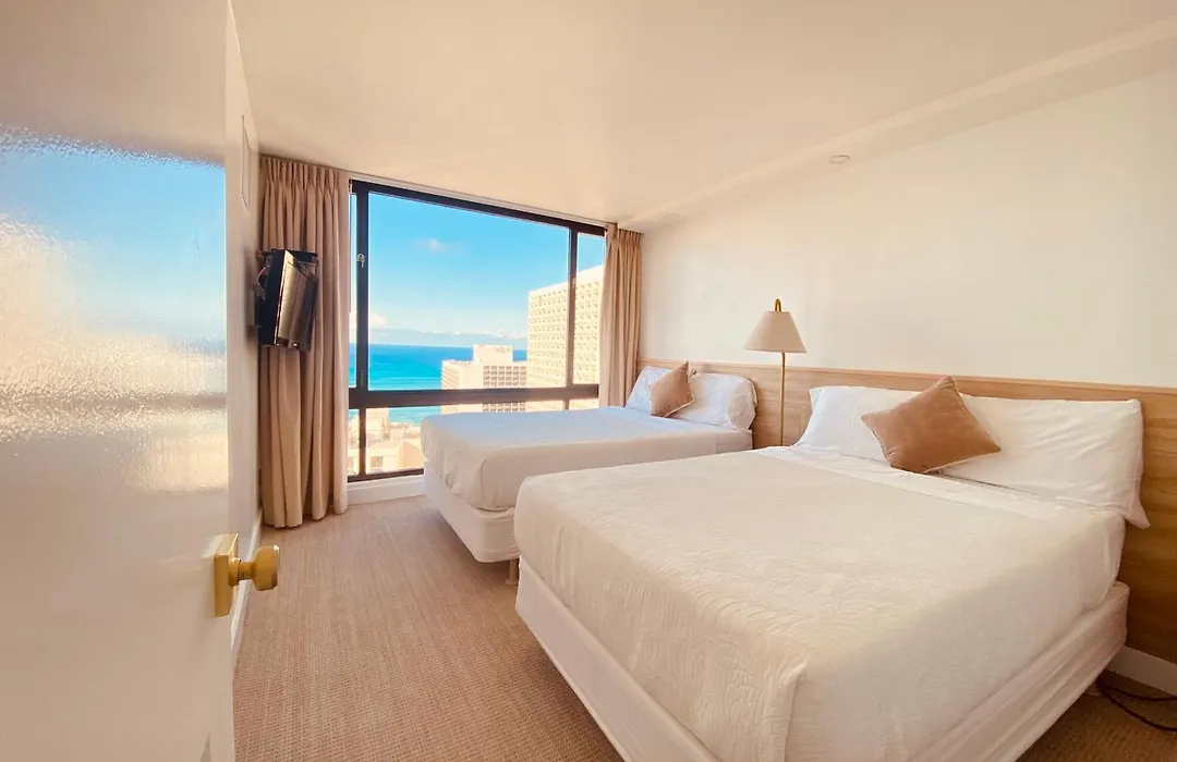 Newly Renovated Luxury, Modern Style Waikiki Sunset Hotel Ocean View Freeparking-1