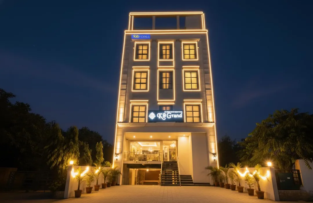 Fabhotel Prime K9 Grand-1