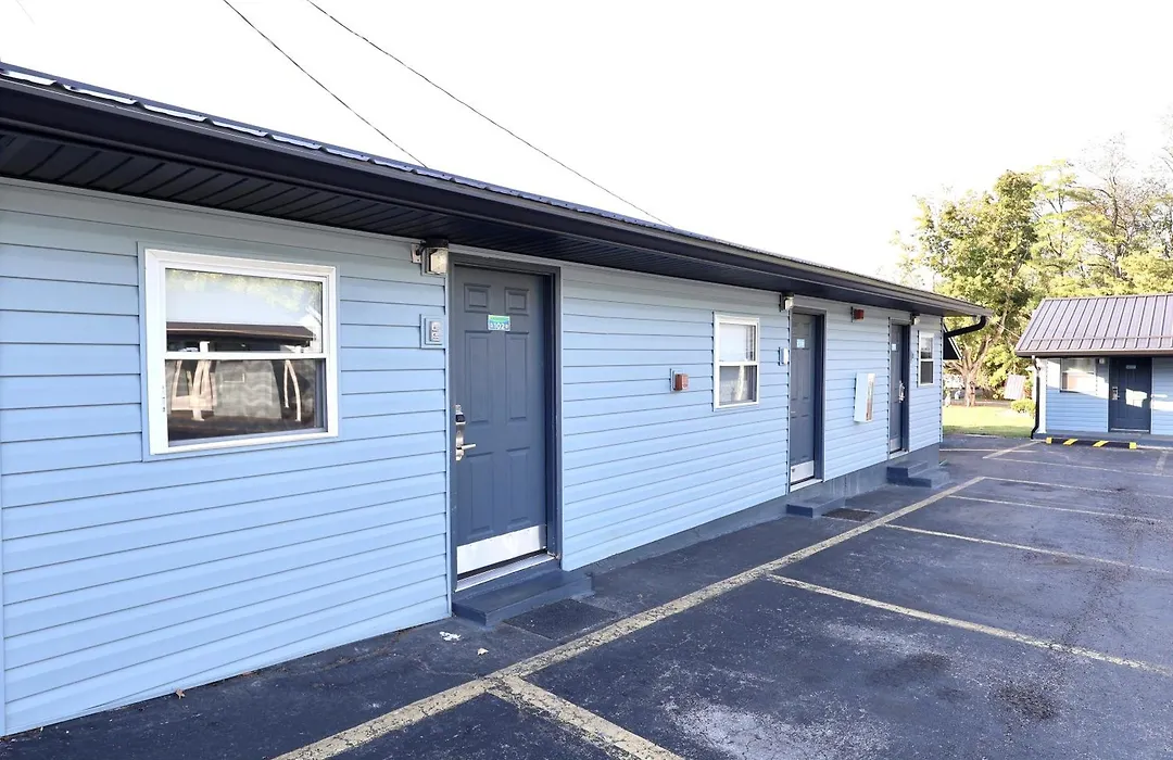 Hillsboro Inn & Suites-1