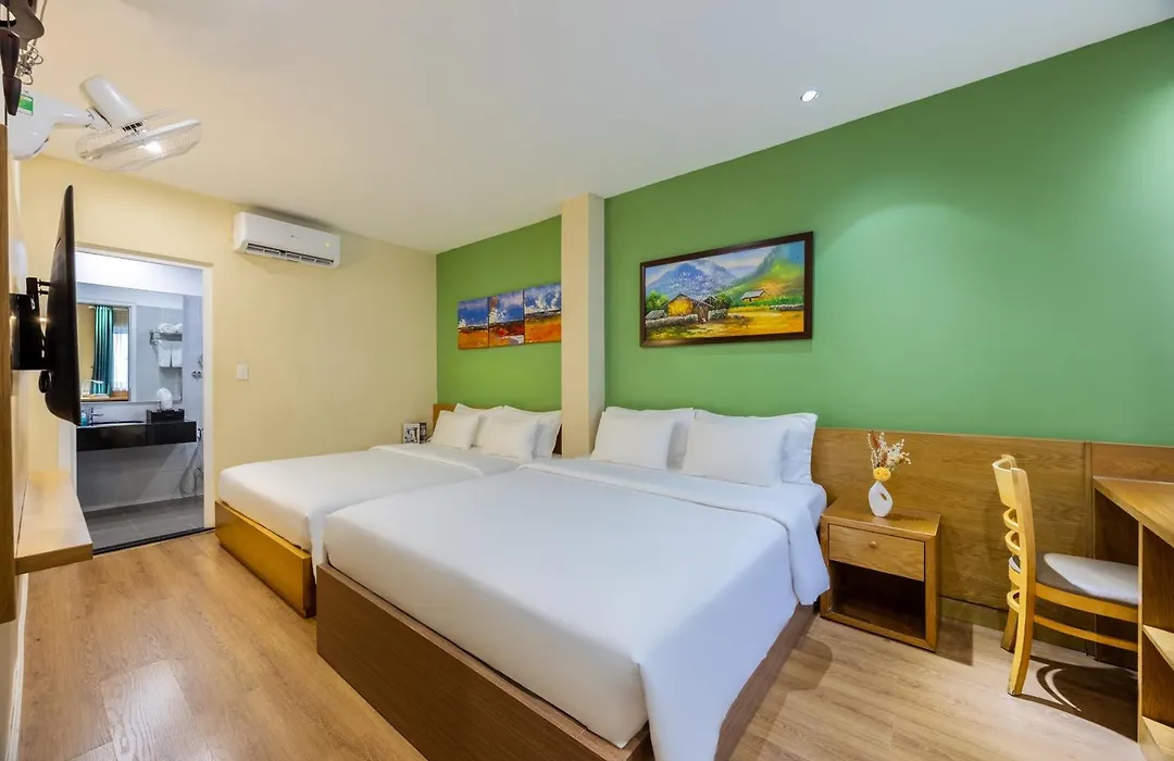 A25 Premium Hotel - 142 Bui Thi Xuan-1