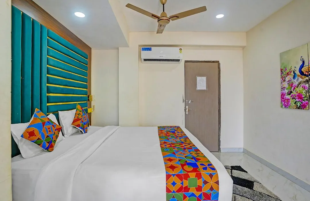 Hotel Small Daddy Plus-1