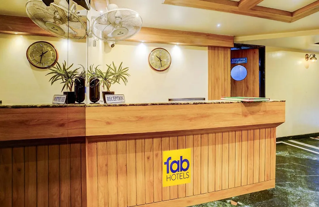 Fabhotel Ratna Regency-1
