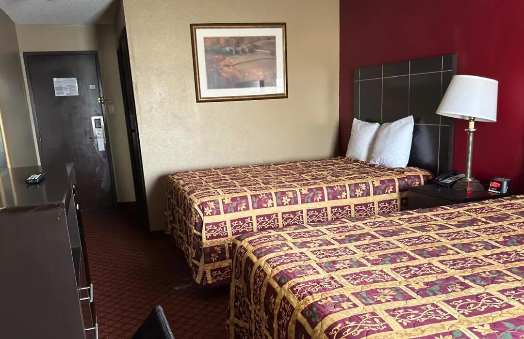 Broadway Inn & Suites Okc-1