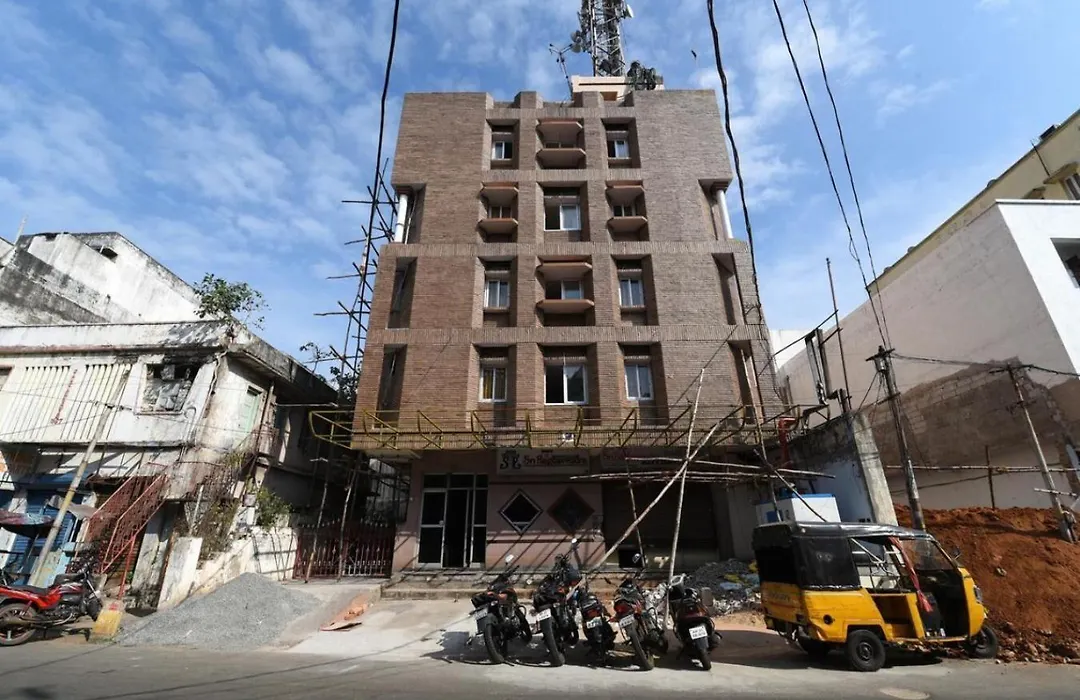 Sri Raghavendra Inn-1