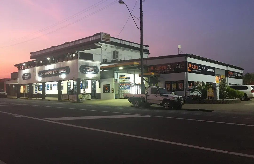 Goondi Hill Hotel-1