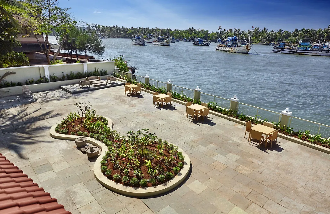 Indy Waterfront Resort-1