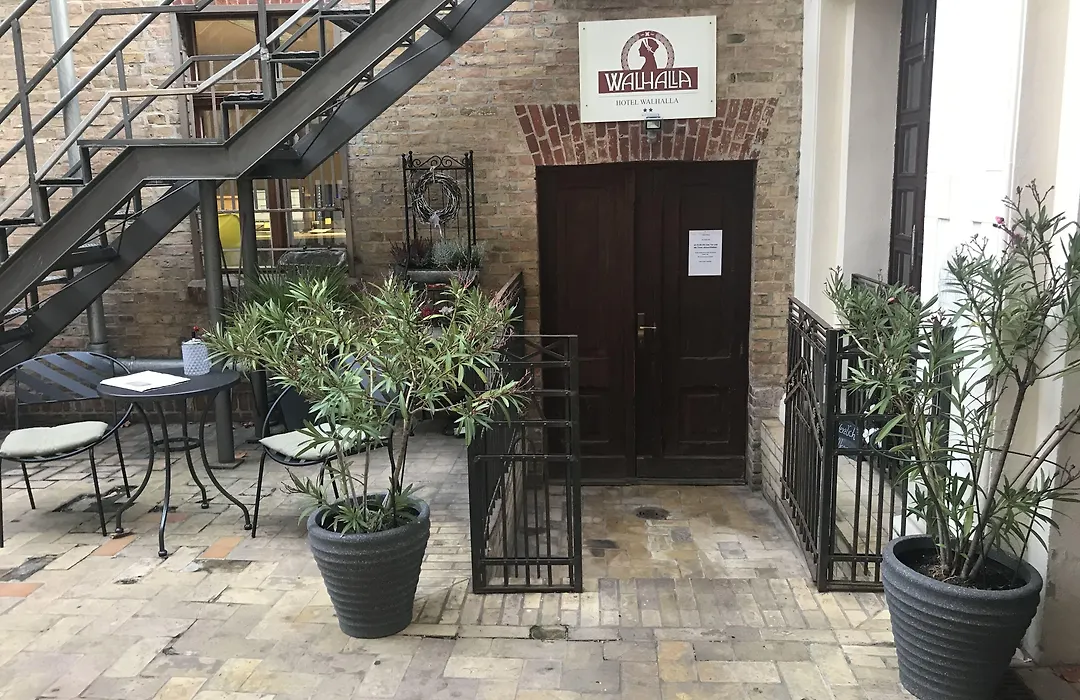 Aparthotel Walhalla Potsdam-1