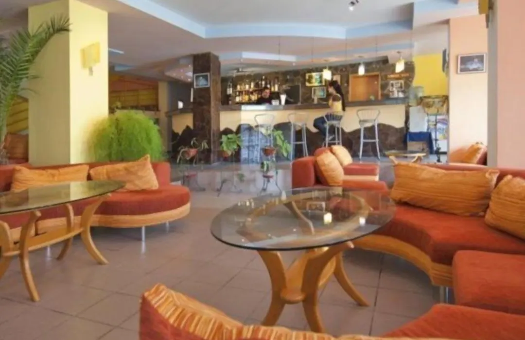Regina Hotel-1