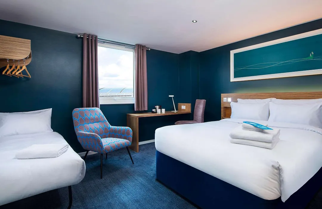 Travelodge Newquay Seafront-1