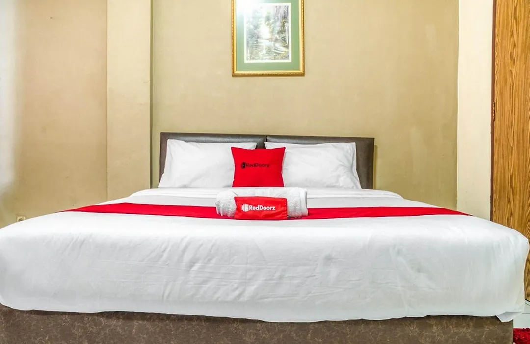 Reddoorz Near Plaza Senayan-1