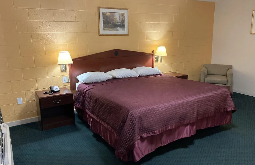 Childress Inn-1