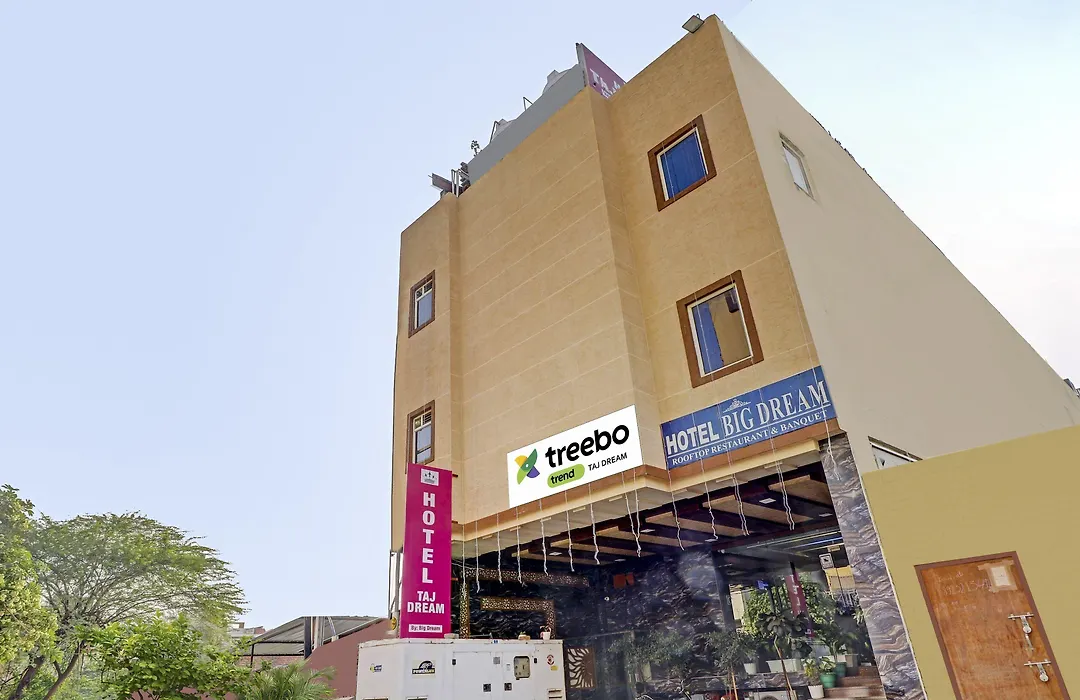 Treebo Taj Dream-1