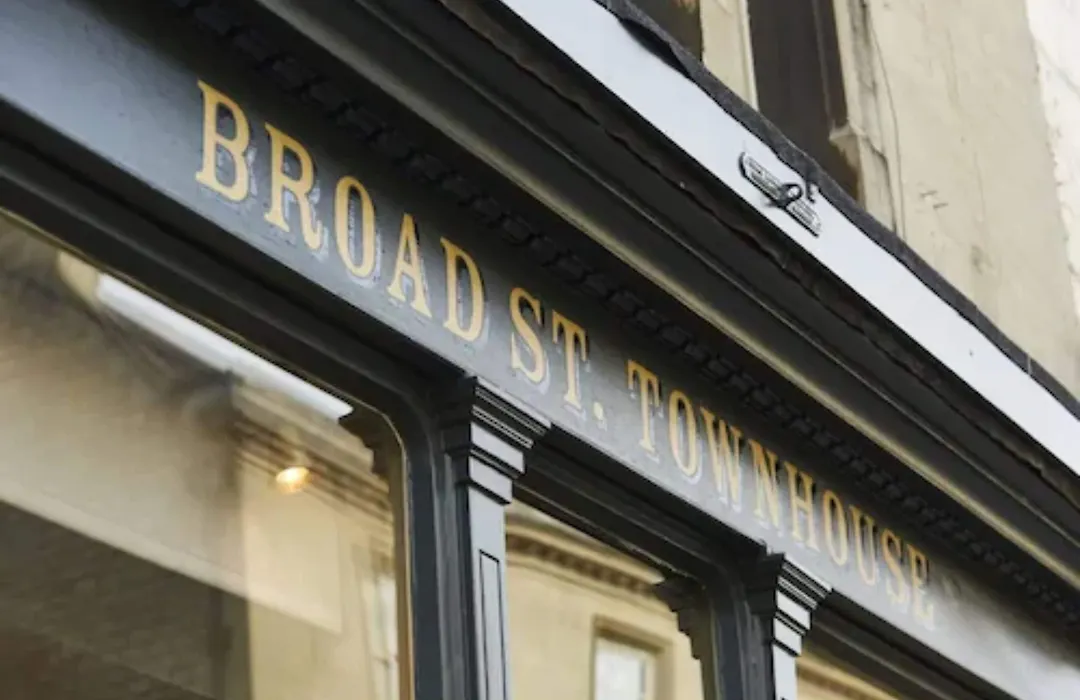 Broad Street Townhouse-1